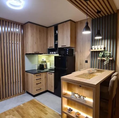 Palace 15 アパート *